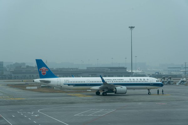 Lumière sur le camping au lac de monteynard : séjour envoûtant entre eaux turquoise et montagnes majestueuses